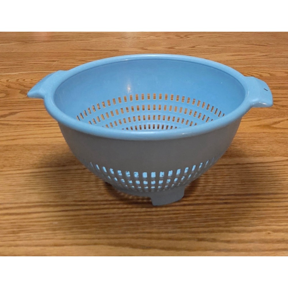 Villaware Colander Federal Housewares Chicago Blue Plastic Vintage Cottagecore